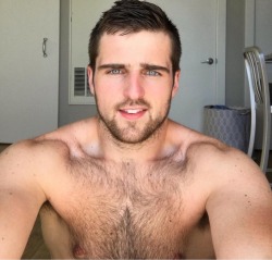 furrytrade:Follow both of my blogs @ http://furrytrade.tumblr.com/ &amp; http://dirtyrabbithole.tumblr.com
