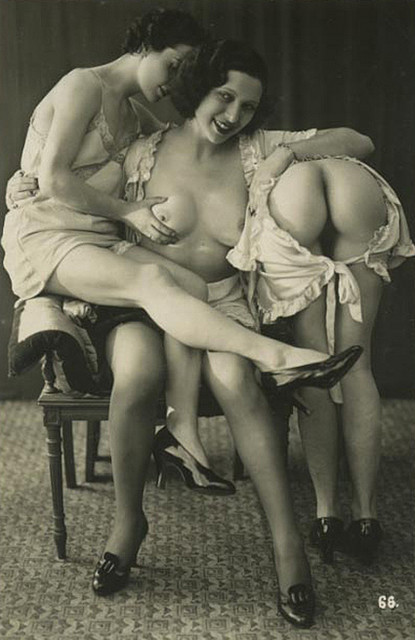 Vintage nude women erotica