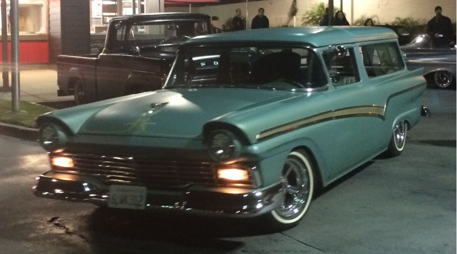 engrishbastard:  Odd Squad cruise night. Los Angeles 