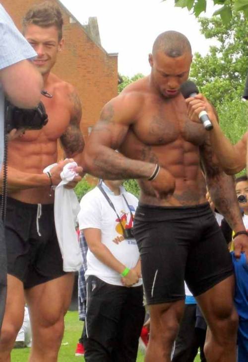 Sex hotfamous-men:  David McIntosh pictures