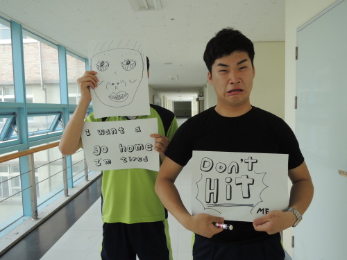 yeork: daeint: mobiusnook: nantajoong: fraubraun: koreanstudentsspeak: Left: I want a go home I&rsqu