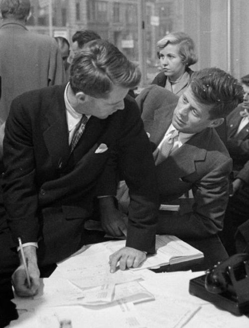 lancer-andlace:Jack and Bobby Kennedy at JFK’s campaign headquarters in Boston - November 4, 1952