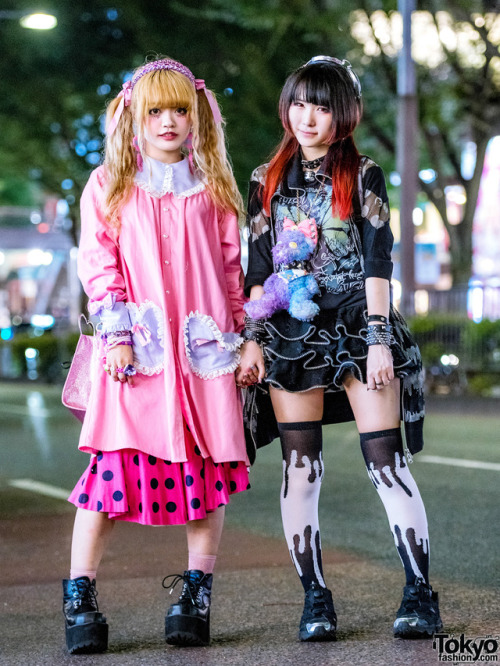 19-year-old Yunyun and 16-year-old Remon on the street in Harajuku wearing pink and black fashion wi