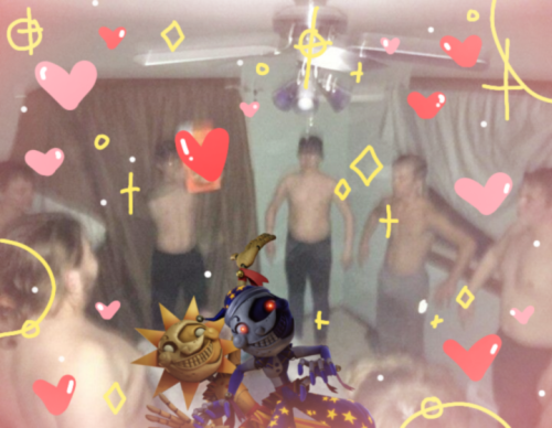 Me: Damn Im Still Really Into Fnaf:sb And Sun And Moon But The Communities Are Dead Now...