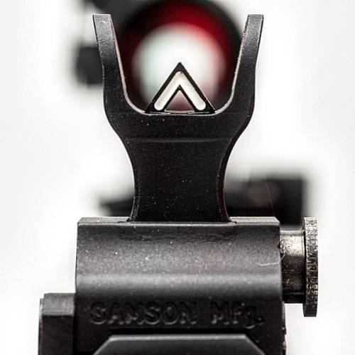 @blitzkriegcomponents Chevron Front Sight in Samson Mfg BUIS#zero7one #defensemk #defensemarketing