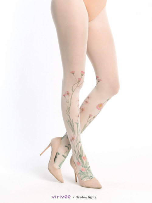 Colorful meadow tights  Ivory tights with wild flowers print on the lower legs.  Unique designSemi-o