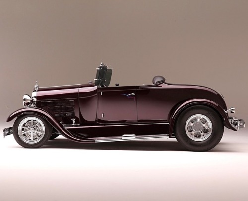 utwo:  1929 Ford Roadster © john gilbert 