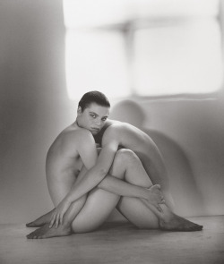 Vivipiuomeno1:  Herb Ritts (American, 1952-2002) Stina And Cordula,  Hollywood 1989