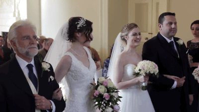 thecarolinebelle:The Roses’ Walk Down the Aisle