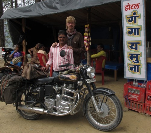 on Wheels — Moderne på motorcykel i Himalaya