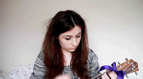 rubydodie:  First Dodie Videos I Watched (2/5) Absolutely Smitten - Original Song