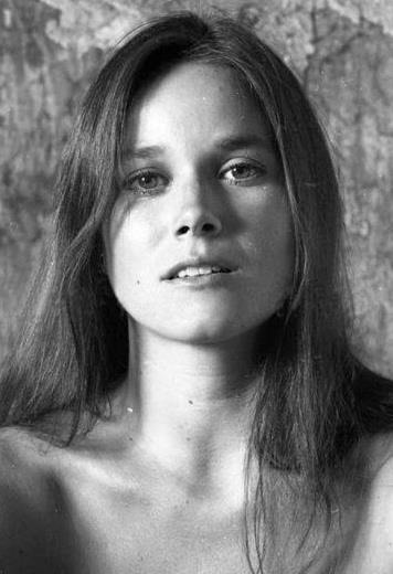 gatutor:Barbara Hershey (Hollywood, California, 5/02/1948).