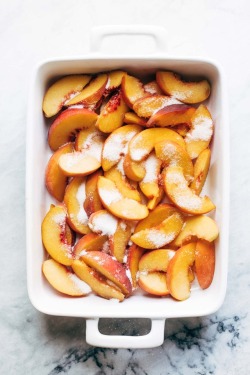 foodffs:  amazing peach cobblerFollow for