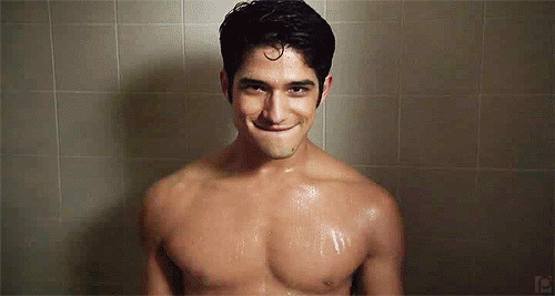 sofia-nery:  Tyler Posey is so sexy! “I was never NOT confident about doing scenes
