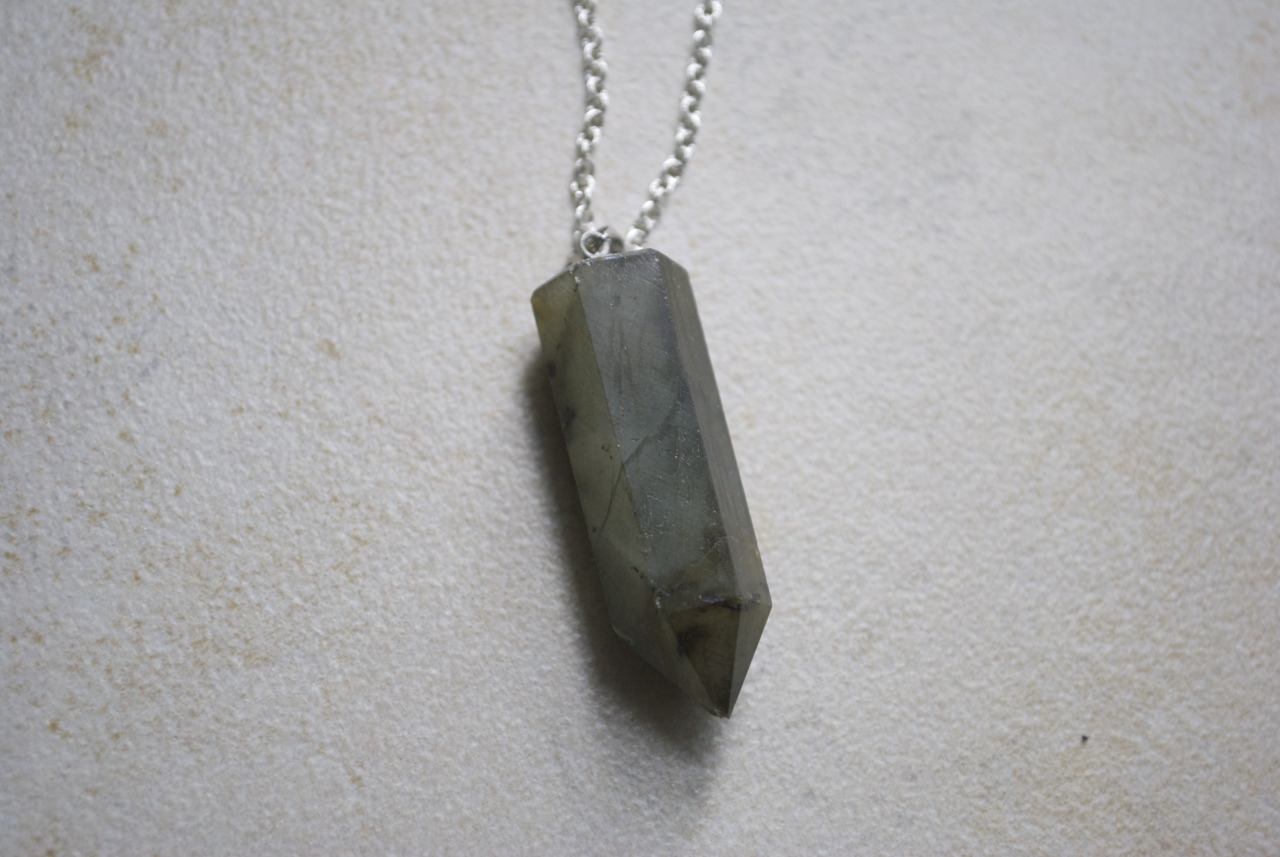 shopbenji:  shopbenji:  Here’s some of the latest stones added to the shop! SHOP 