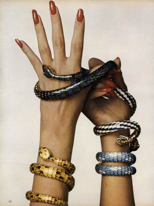 kitsunetsuki:Irving Penn - Serpent Jewelry by Bulgari (Vogue 1971)