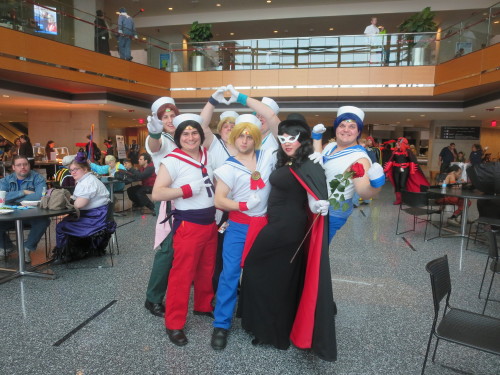 I just got back from Youmacon and had a really fun time!! Let me know if you see yourself of anyone 