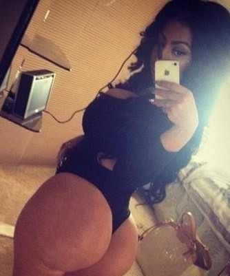 astoldbyclitliquor:  Part 2 @Elnaz1985