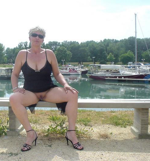 eddyvdb:  yourstolenpictures:  http://yourstolenpictures.tumblr.com/  Heerlijke dame
