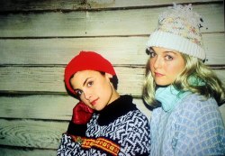 Laurapalmerwalkswithme:sherilyn Fenn And Sheryl Lee On The Set Of Twin Peaks By