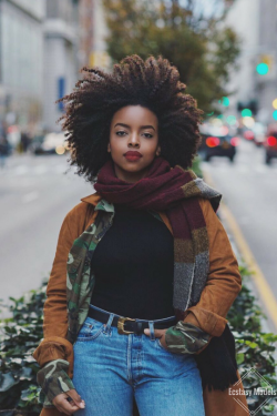 ecstasymodels:  Love This Lippie      💕01 Always red💕lip stain from @sephoraPhotocred: @mountainbikekeith   Fashion Look by   africanmelaninnn   