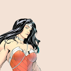 toddjasons:  Wonder Woman drawn by Greg Capullo in Batman #35 