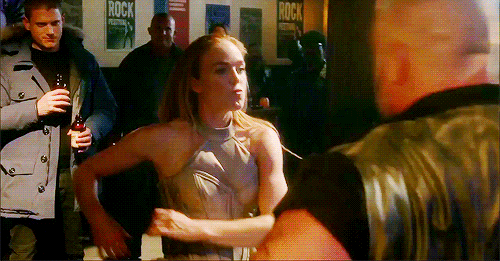 aledanvers:TV WLW APPRECIATION WEEK:  Day 6Favorite badass moment(s): Sara Lance“I got this.”
