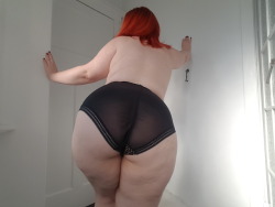 redharlotx:  Big Fat Booty