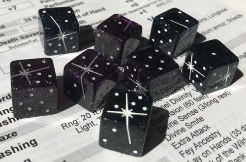 thevoidwatches: battlecrazed-axe-mage: I’m so in love with these constellation dice  They