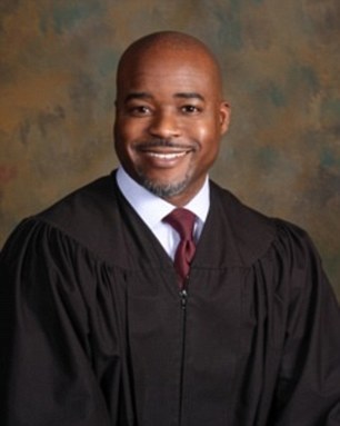 Louisville judge questioned for dismissing juries based on lack of minoritites