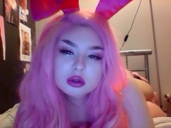 luxebunny:  pay attention 2 me 