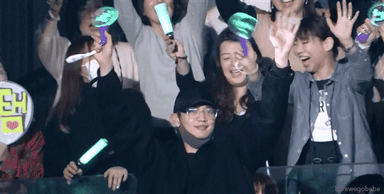 herewegobebe: Choi Tenderheart’s never ending love and support for for his 5HINee boys ♡ 