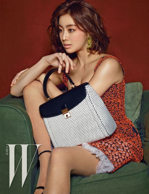 Korean Actress Kang Sora (강소라)