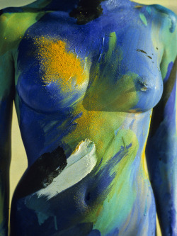 nevver:  She comes in colors 