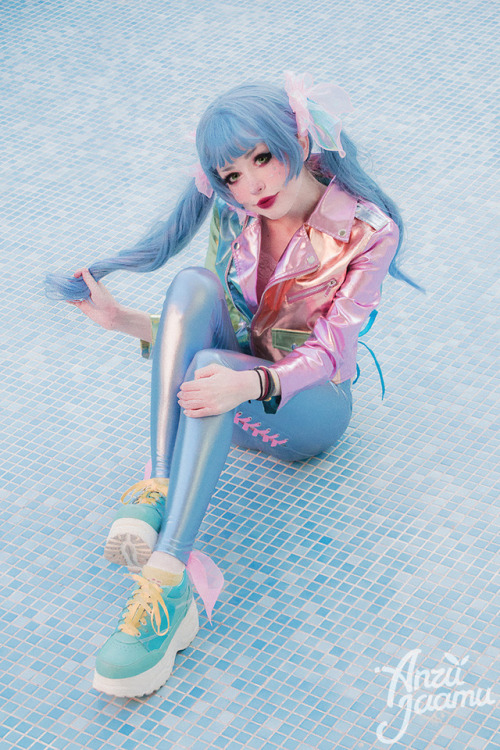 anzujaamu: Metallic Mermaid!Photography by Dastan Abaskanov