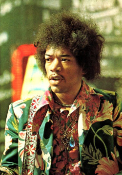 babeimgonnaleaveu: Jimi Hendrix, 1967.