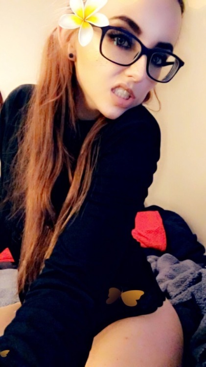 getmoney-fuckbitches: Formerly @baby-girl-tweaker now @cillathealien101 Real nasty cunt with a holie