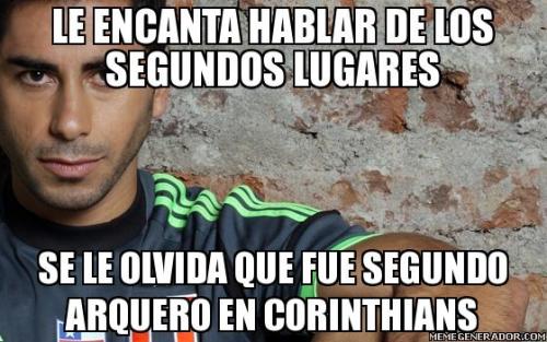 jaidefinichon:  ASESINO Y CON MALA MEMORIA!!! A PURO CALENTAR LA BANCA FUISTE A BRASIL, MADRE CAGONA  Y que fué arquero en la Catolica…. xD