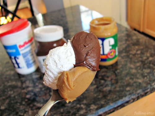 fallinq-star:  healthy snacks with hannah hmuuu