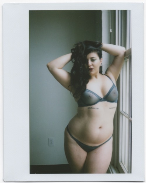 on-her-knees-to-please:  darlingniki-b: Insta adult photos