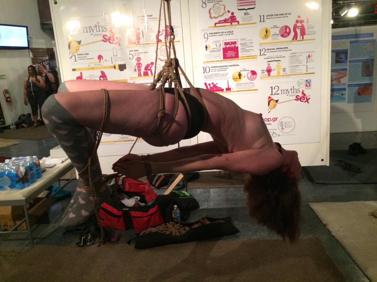mbradfordphotography:  Tying up the girlfriend. I love the way she looks in rope.