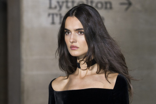 Blanca Padilla at Roland Mouret Fall-Winter 2017