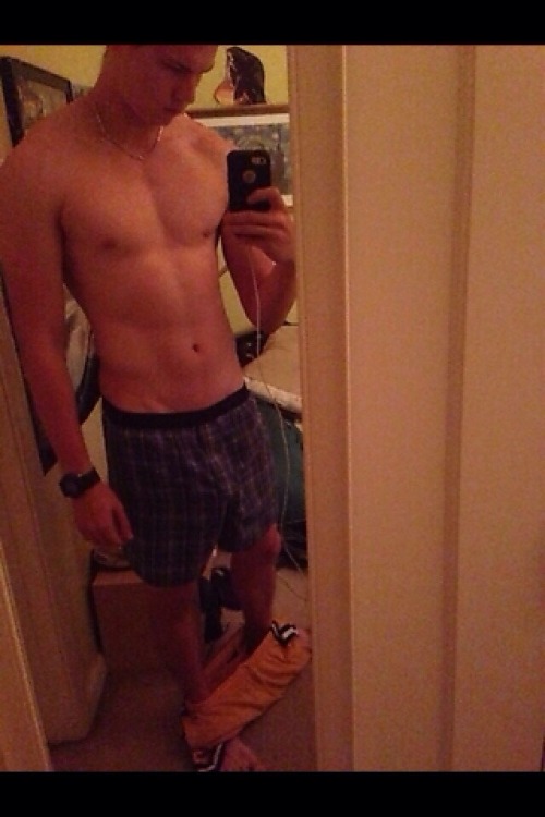 gaysouthaussie:  gaysouthaussie adult photos