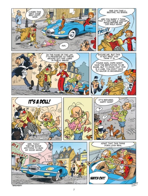 Scanlated pages of previews of Robbedoes (Spirou) special ‘Happy family’ by Cambré and Legendre. The