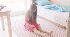ihappykitten:  What’s the point of looking for a man who doesn’t remember me? I’m going to find a different man. A man who will love me so much. 