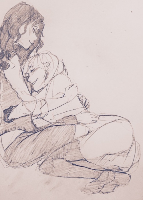 auburnskies24: fleur and hermione snuggles