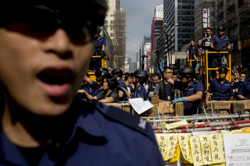 bloombergphotos:Mong Kok Unoccupied                                                              H