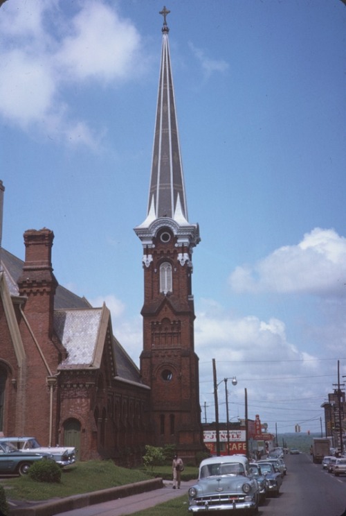 The Church of the Holy Trinity, Vicksburg, Mississippi, Jun. 22, 1963. Photo by Charles W. Cushman.