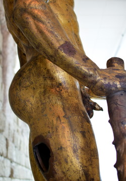 tivoli2:  langoaurelian: Gilded bronze Hercules