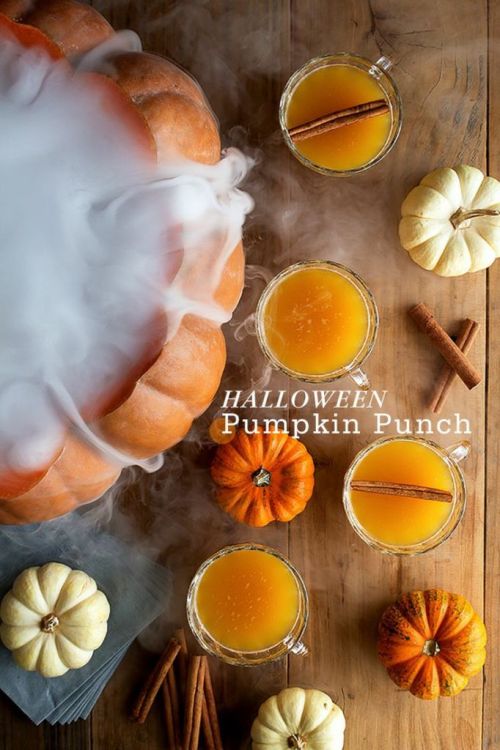 undeadmachinery: perpetualempathy: danasdinnertable: Scary Sips: Halloween Drinks masterpostHey Fab 